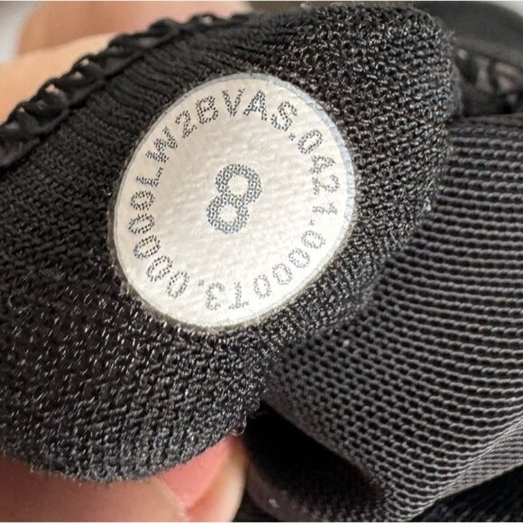 Lululemon Energy Bra 8 Black Sports Gym Workout Strappy Back - Picture 5 of 5